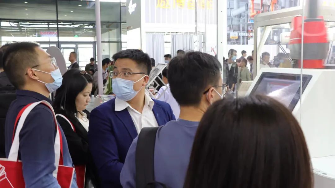 蓝月亮料免资料大全