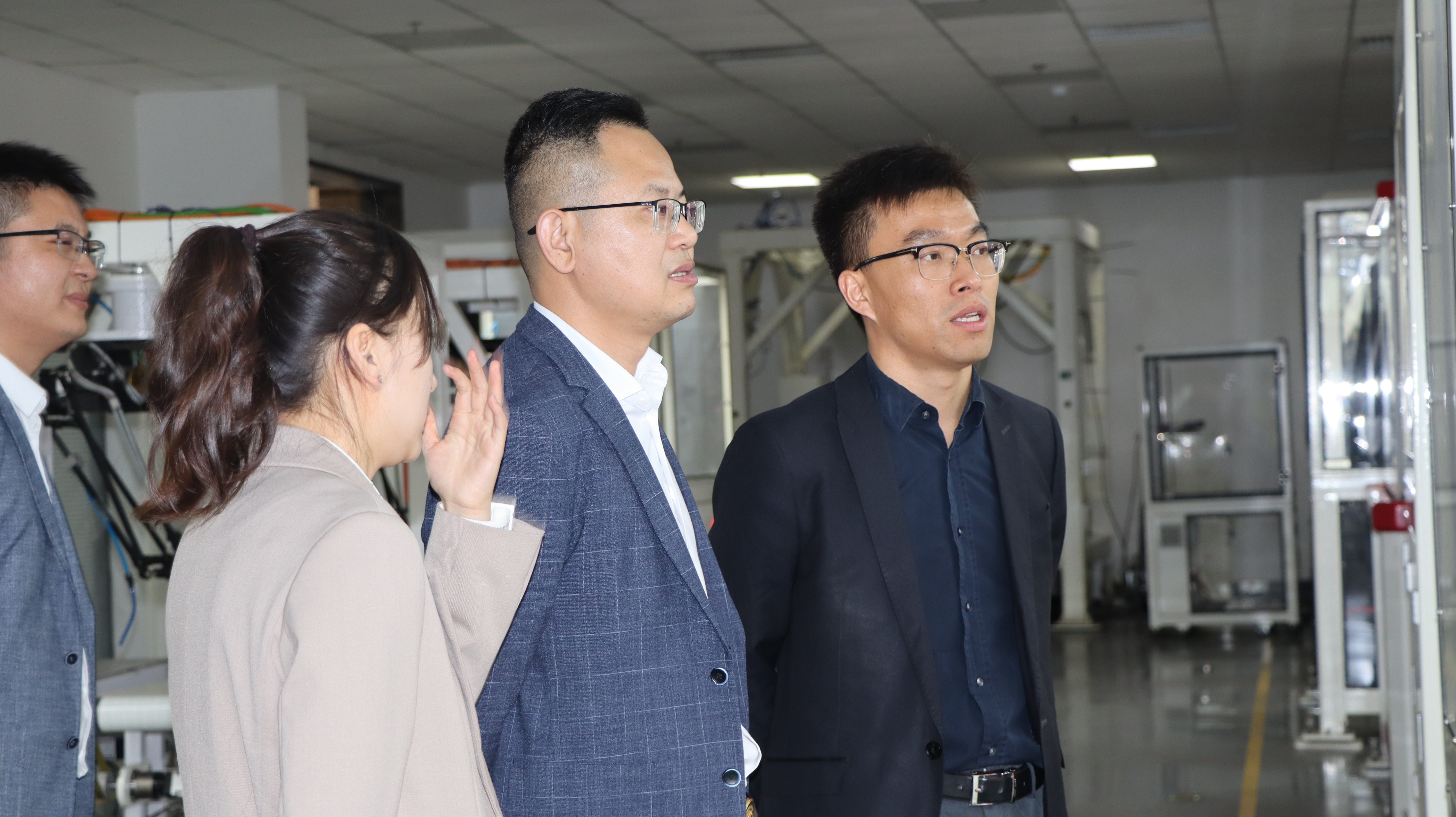 蓝月亮料免资料大全