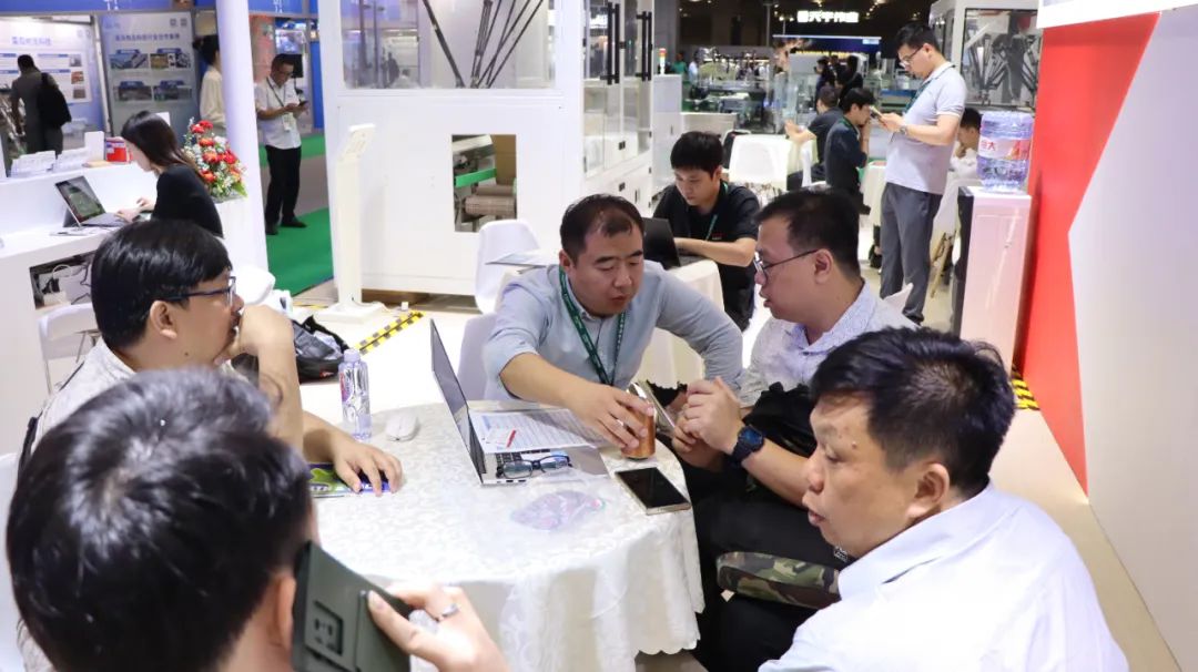 蓝月亮料免资料大全